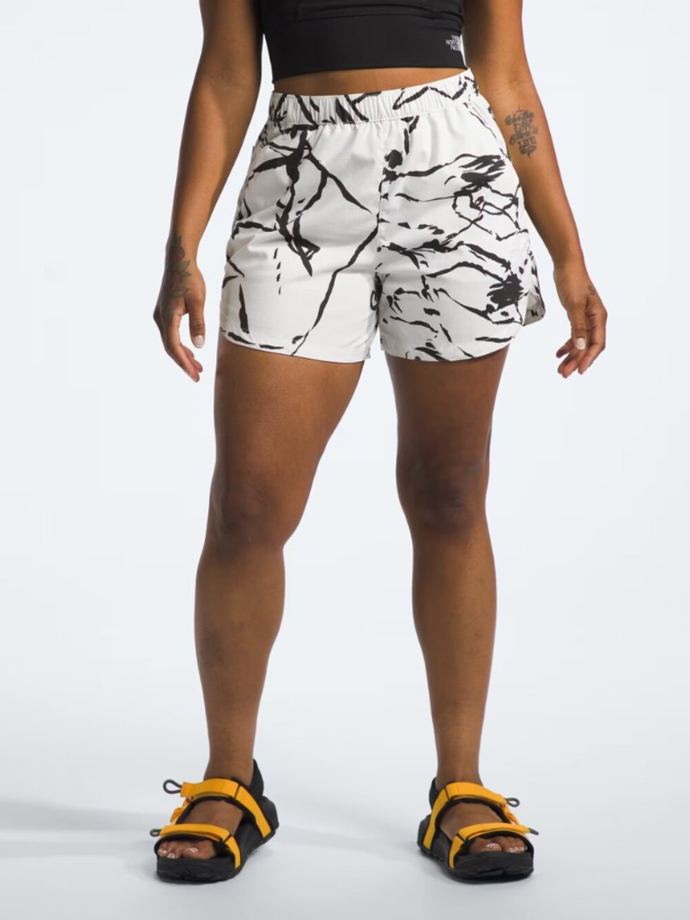 The North Face Women's Pathfinder Pull-On Shorts (White Dune Coyote)